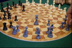 3 Player Circular Chess