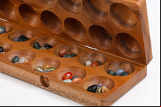 Rombol Wooden Hus Bao Game