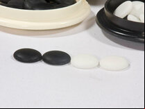 Yunzi Go Stones, Single-Convex with Flat Base, 6mm Thick