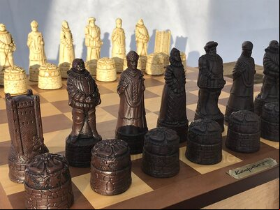 Berkeley Chess English History Ornamental Chess Set (cream & brown, board not included)
