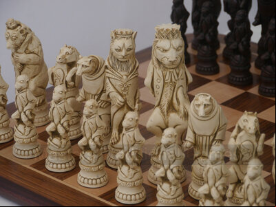 Reynard the Fox Ornamental Chess Set by Berkeley Chess (cream & brown, board not included)