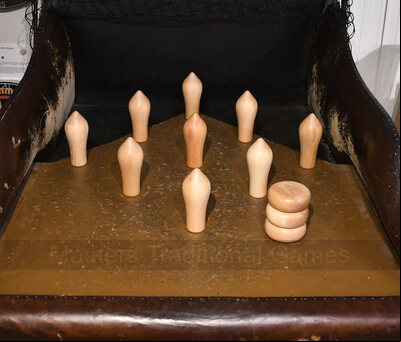 Set of Northamptonshire skittle pins and cheeses (Beech)