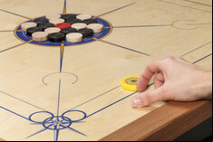 Atelier Radscha Luxury Carrom Board Set - Blue/Yellow Sun Design